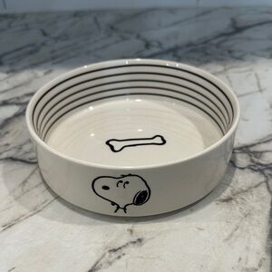 Peanuts White and Black Dog Bowl